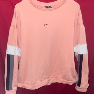 pink nike